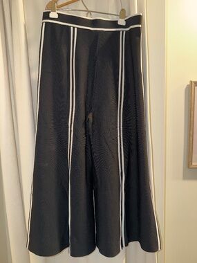 Joseph Rinkoff Black w/ white Stripe Split-leg pull-on Pant / Culotte Size L/G